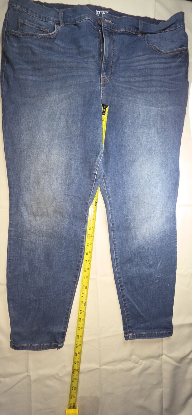 Terra & Sky Women's Jeans Size 24W Blue Straight High Rise RN52469 Sku 235